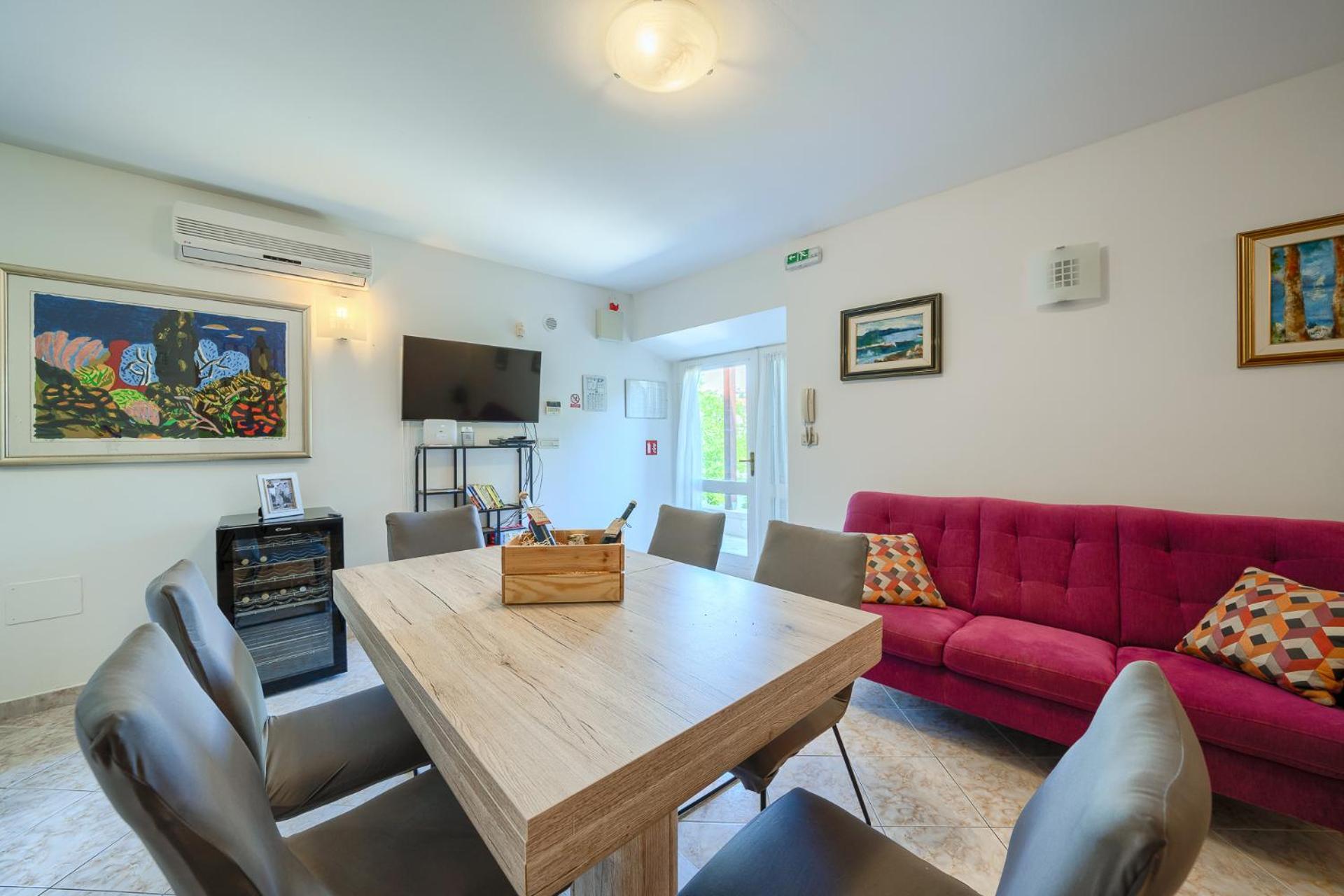 Villa Bonaca Perfect Location For A Holiday With Friends Or Family, Heated Pool Sumartin Luaran gambar