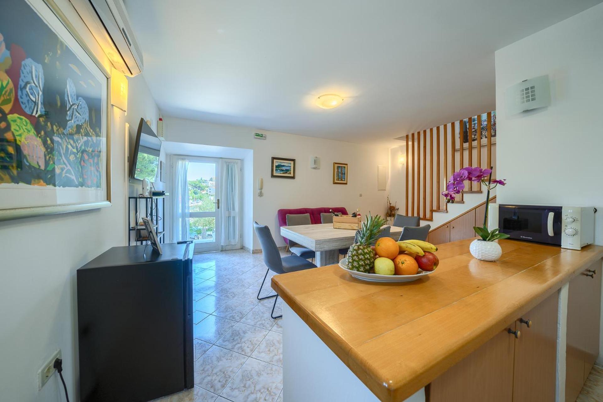 Villa Bonaca Perfect Location For A Holiday With Friends Or Family, Heated Pool Sumartin Luaran gambar