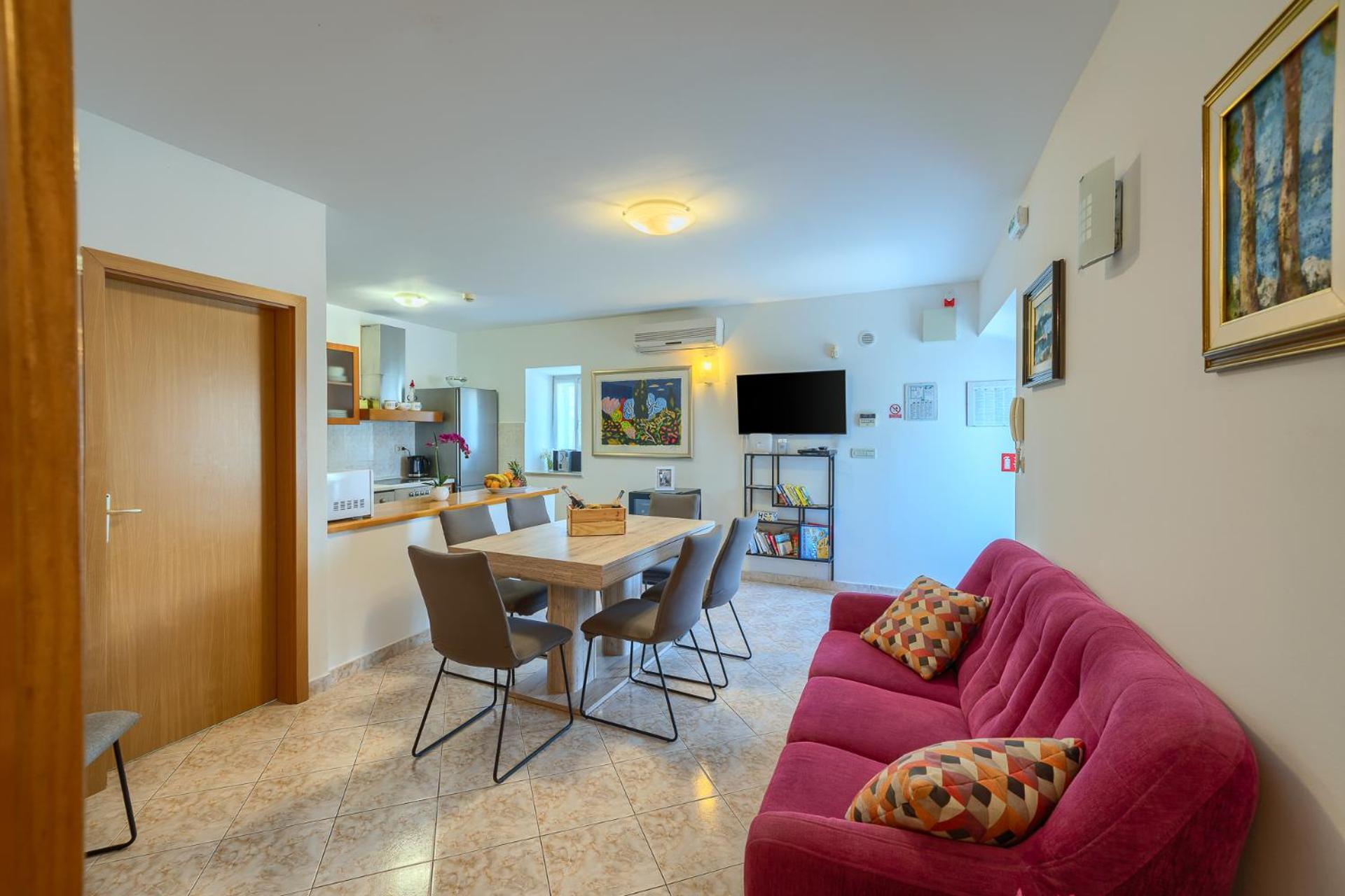 Villa Bonaca Perfect Location For A Holiday With Friends Or Family, Heated Pool Sumartin Luaran gambar